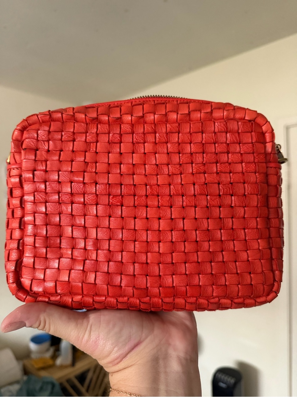 Clare V midi sac Red Woven Crossbody Bag with Clare V canvas and leather Strap - Picture 7 of 7